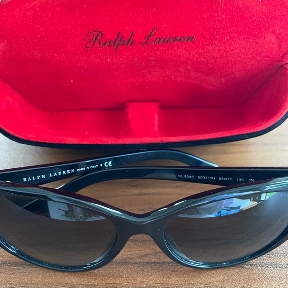 ❌SOLD❌New as✨Ralph Lauren Sunglasses bought from RL Boutique 💖 - Picture 3 of 7